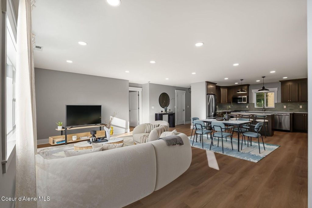 Photo of 14981 Highway 2, Laclede, ID 83841 (MLS # 25-11127)