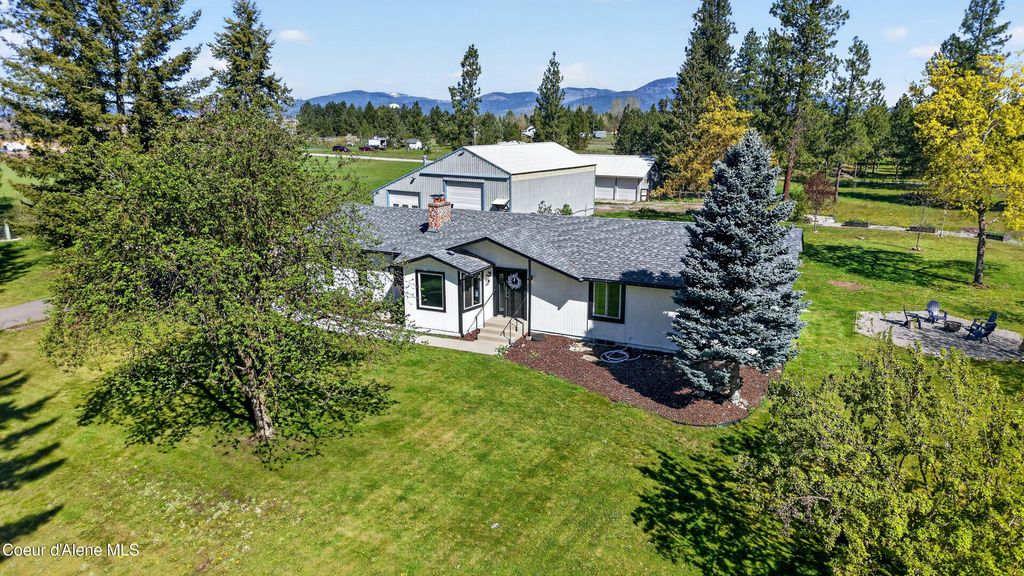 Photo of 5819 Roger Dr, Post Falls, ID 83854 (MLS # 26-4040)