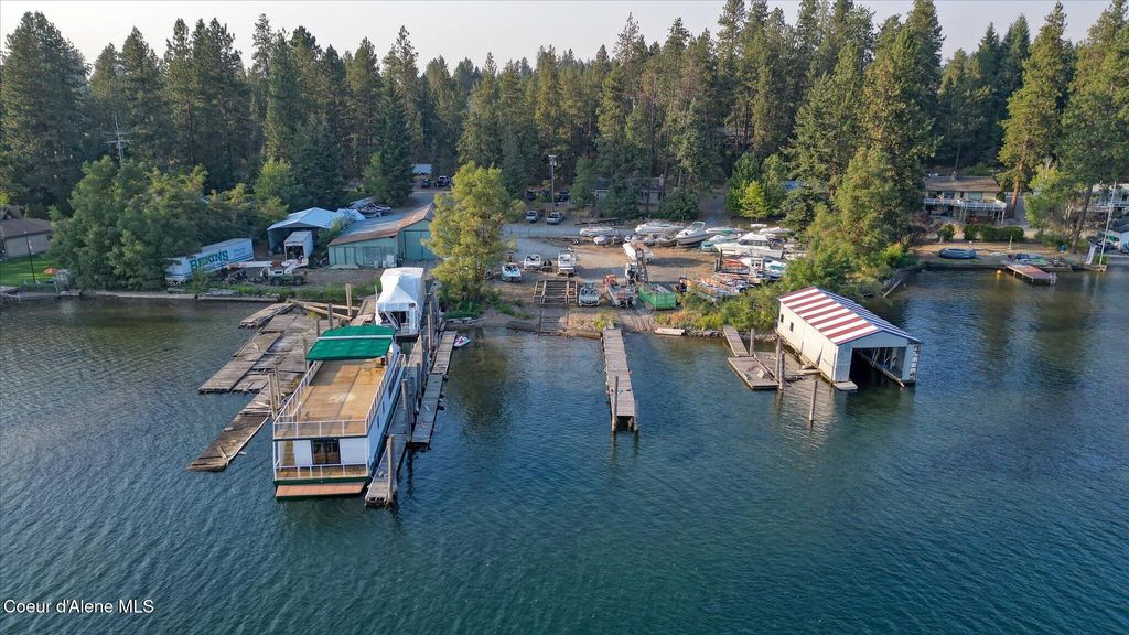 Photo of 5729 MARINE Dr, Post Falls, ID 83854 (MLS # 25-10046)