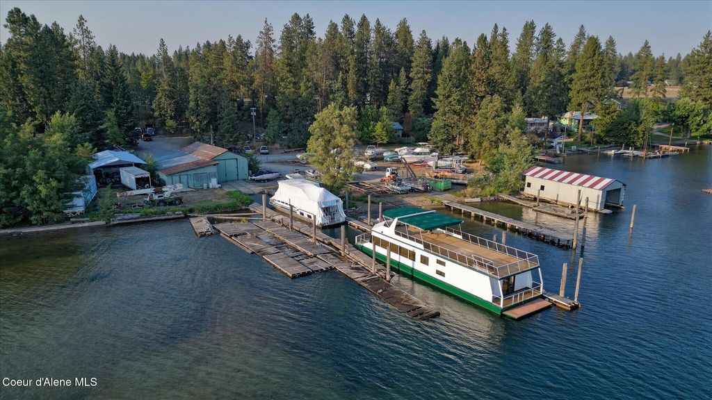 Photo of 5729 MARINE Dr, Post Falls, ID 83854 (MLS # 25-10046)