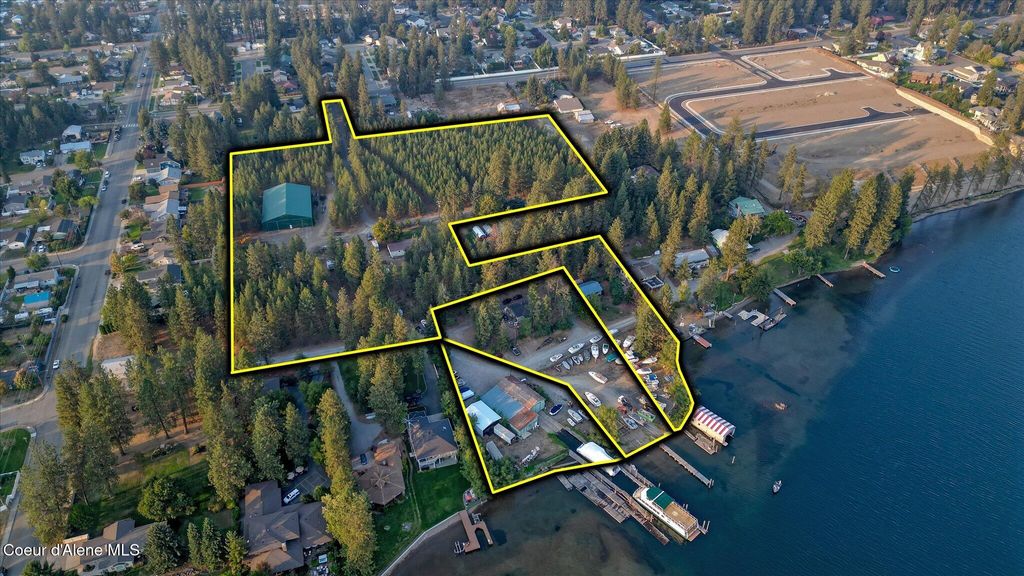 Photo of 5729 MARINE Dr, Post Falls, ID 83854 (MLS # 25-10046)