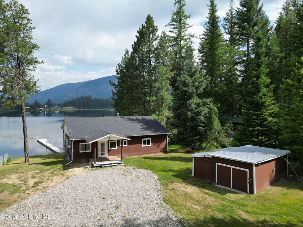 Photo of 153 Savage Ln, Troy (MT), MT 59935 (MLS # 26-3243)