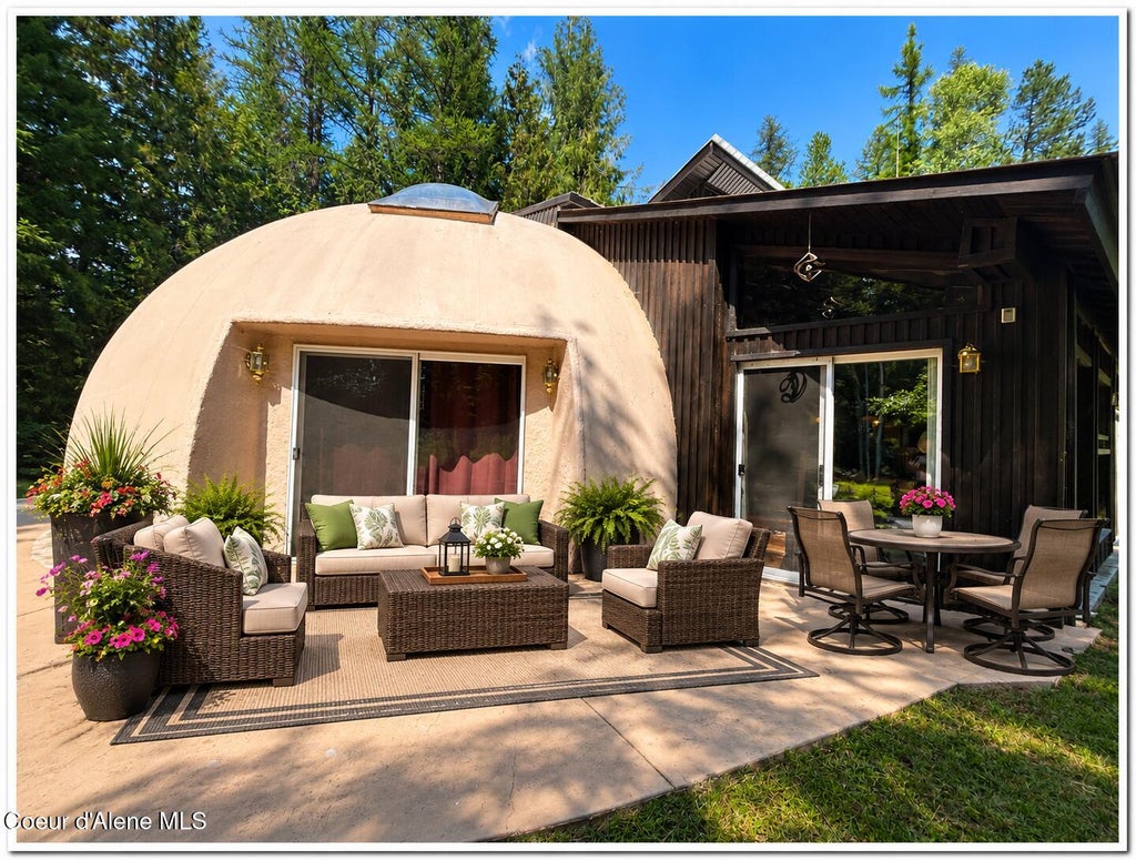 Photo of 159 Tower RD, Naples, ID 83847 (MLS # 26-9049)