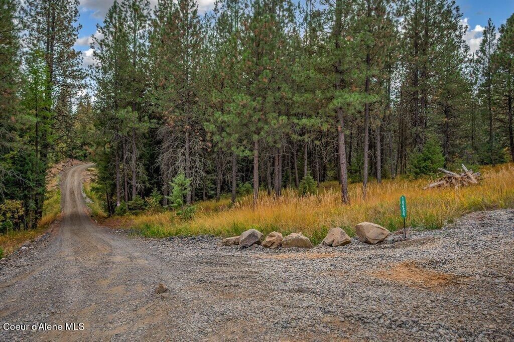 Photo of 10464 THOMPSON RD Rd, Coeur dAlene, ID 83814 (MLS # 25-10330)