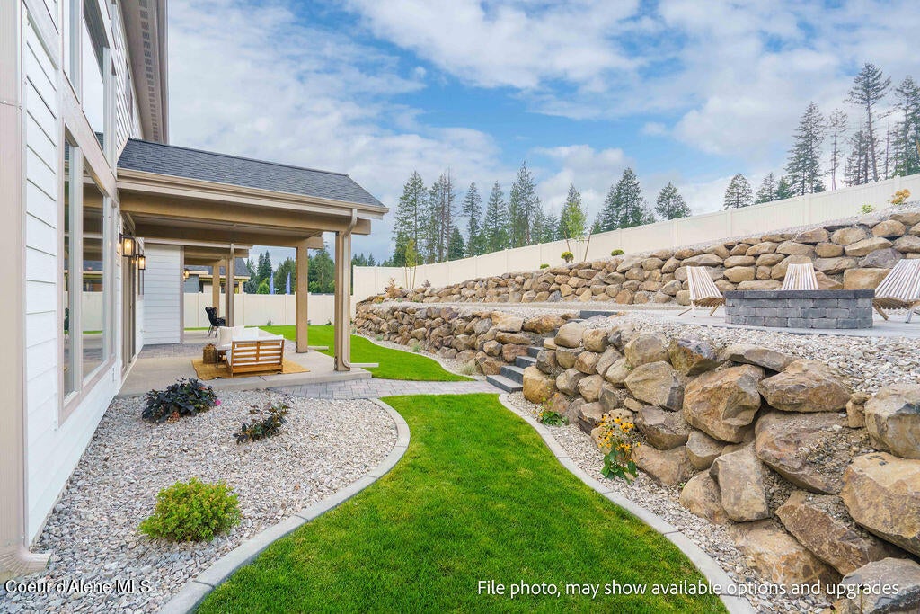 Photo of 963 STEEPLE CHASE Rd, Hayden, ID 83835 (MLS # 26-9247)