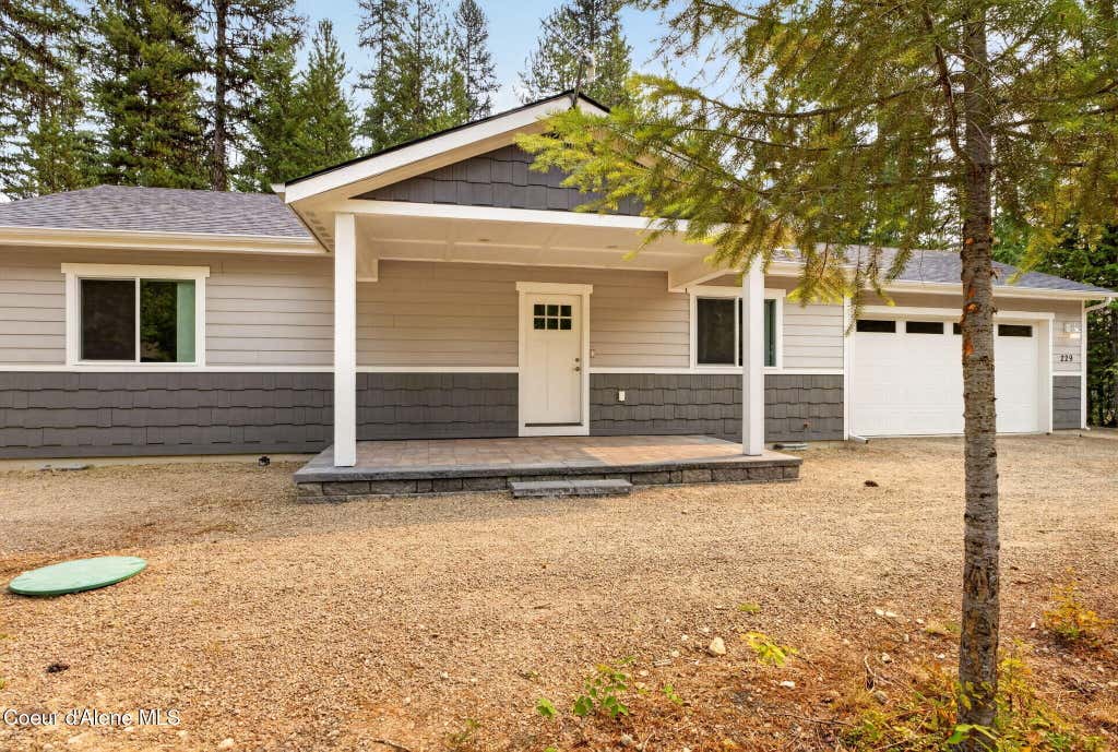 Photo of 229 Tracy LN, Priest Lake, ID 83856 (MLS # 26-8123)