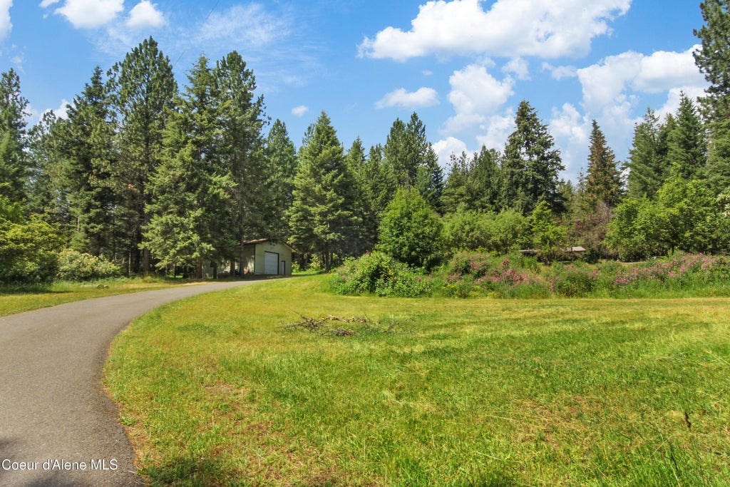 Photo of 150 Denali RD, Sagle, ID 83860 (MLS # 26-7093)