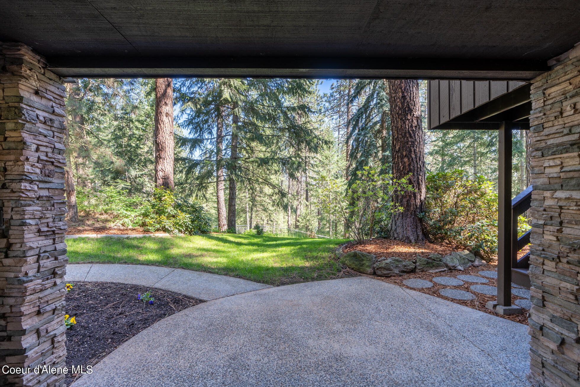 14709 W Riverview Drive, Post Falls, Idaho image 9
