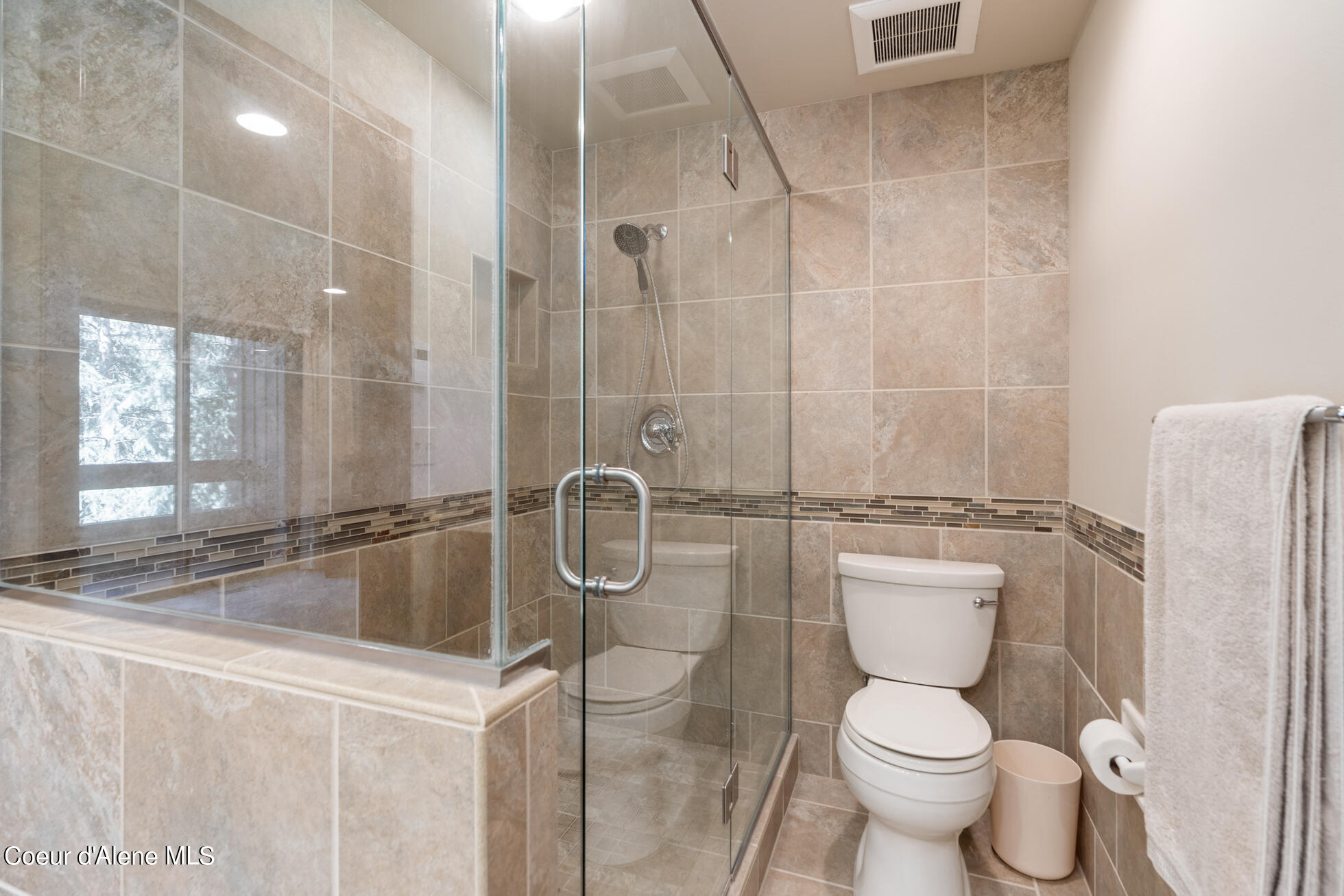 14709 W Riverview Drive, Post Falls, Idaho image 37