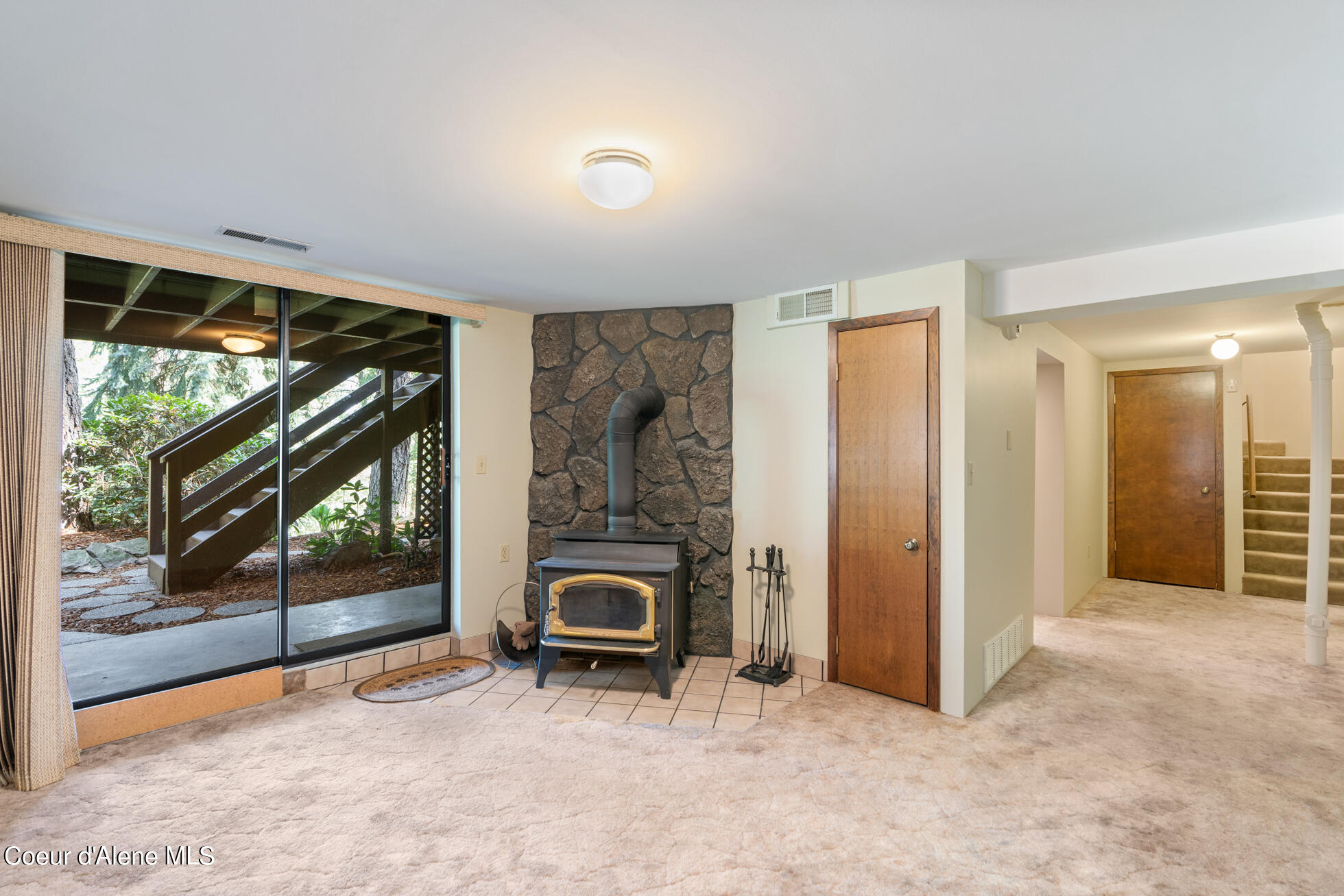 14709 W Riverview Drive, Post Falls, Idaho image 38
