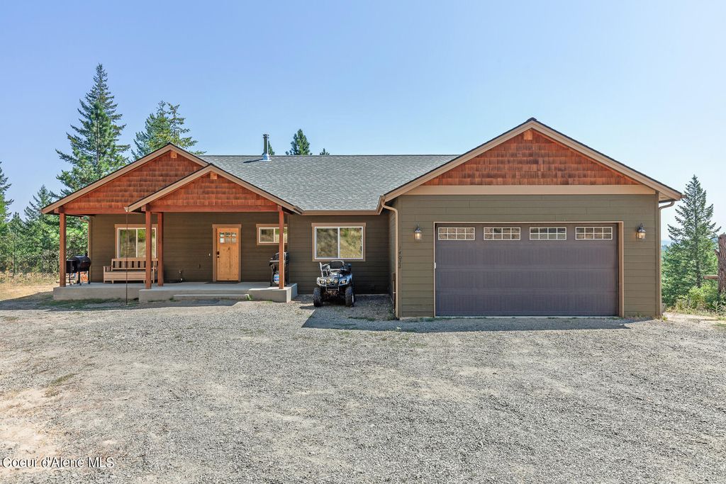 Photo of 14022 BELLGROVE Rd, Coeur dAlene, ID 83814 (MLS # 25-9480)