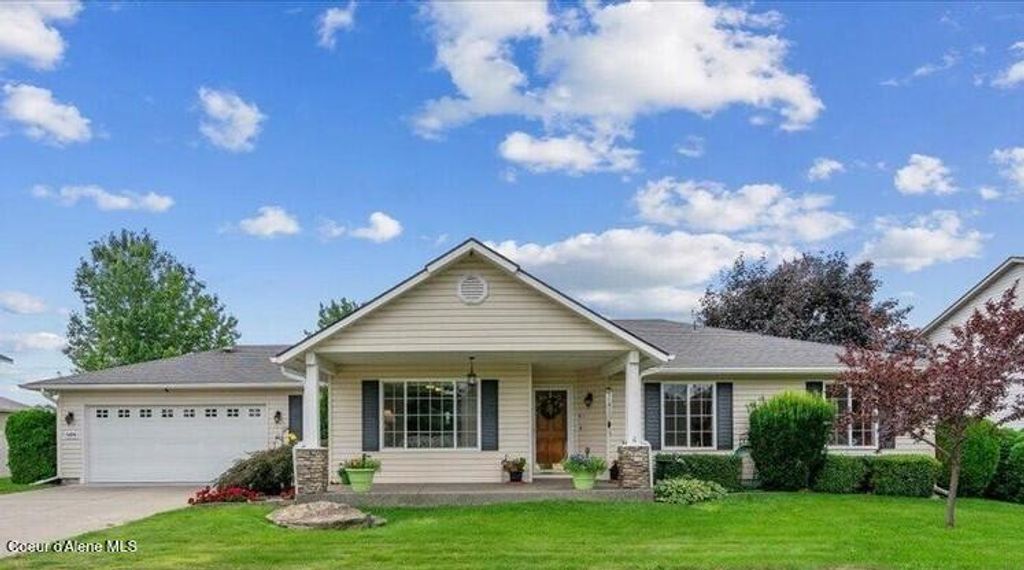 Photo of 6494 BUFFALO GRASS Ln, Rathdrum, ID 83858 (MLS # 26-1754)