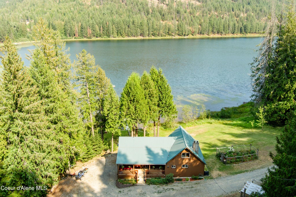 Photo of 257 Turkey Hollow Hollow, Sagle, ID 83860 (MLS # 26-8615)