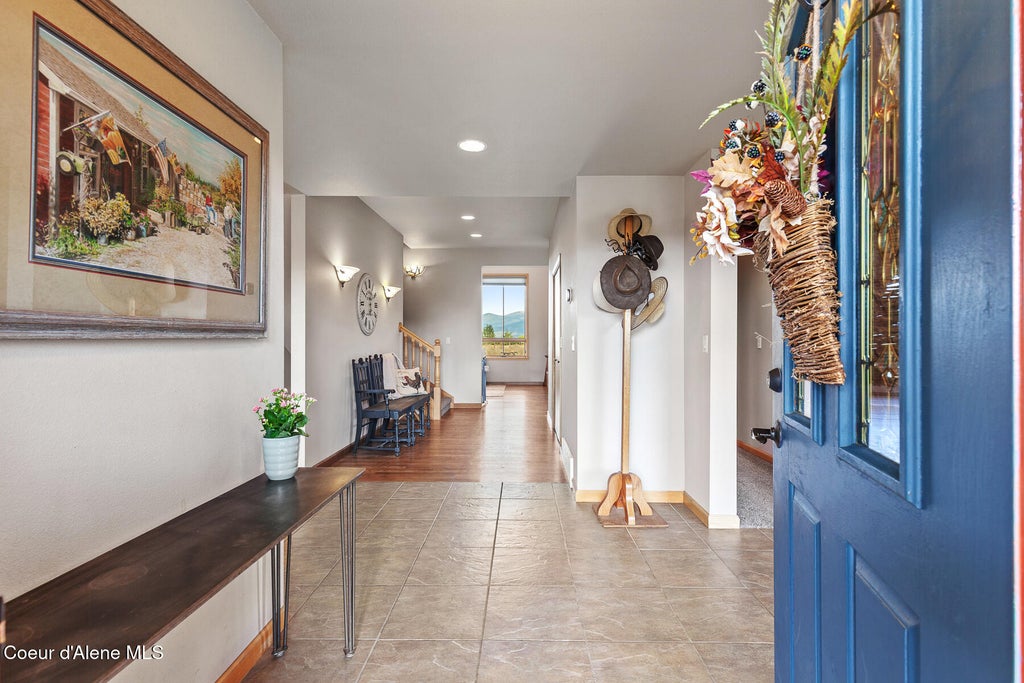 Photo of 8808 GREEN BLUFF Bluff, Colbert, WA 99005 (MLS # 26-9694)