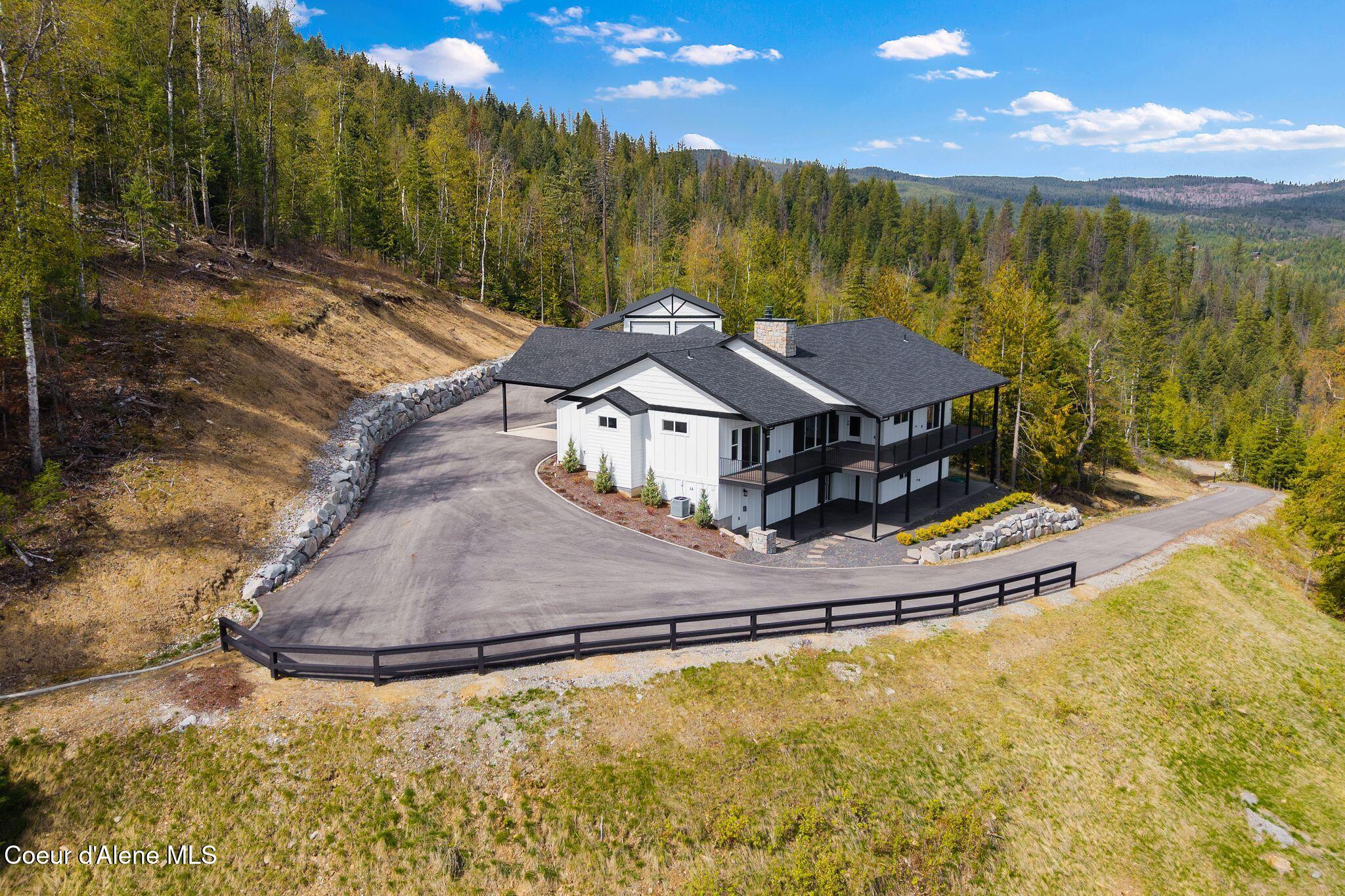 Cocolalla, Idaho, 83813, United States, 4 Bedrooms Bedrooms, ,4 BathroomsBathrooms,Residential,Active,2042202