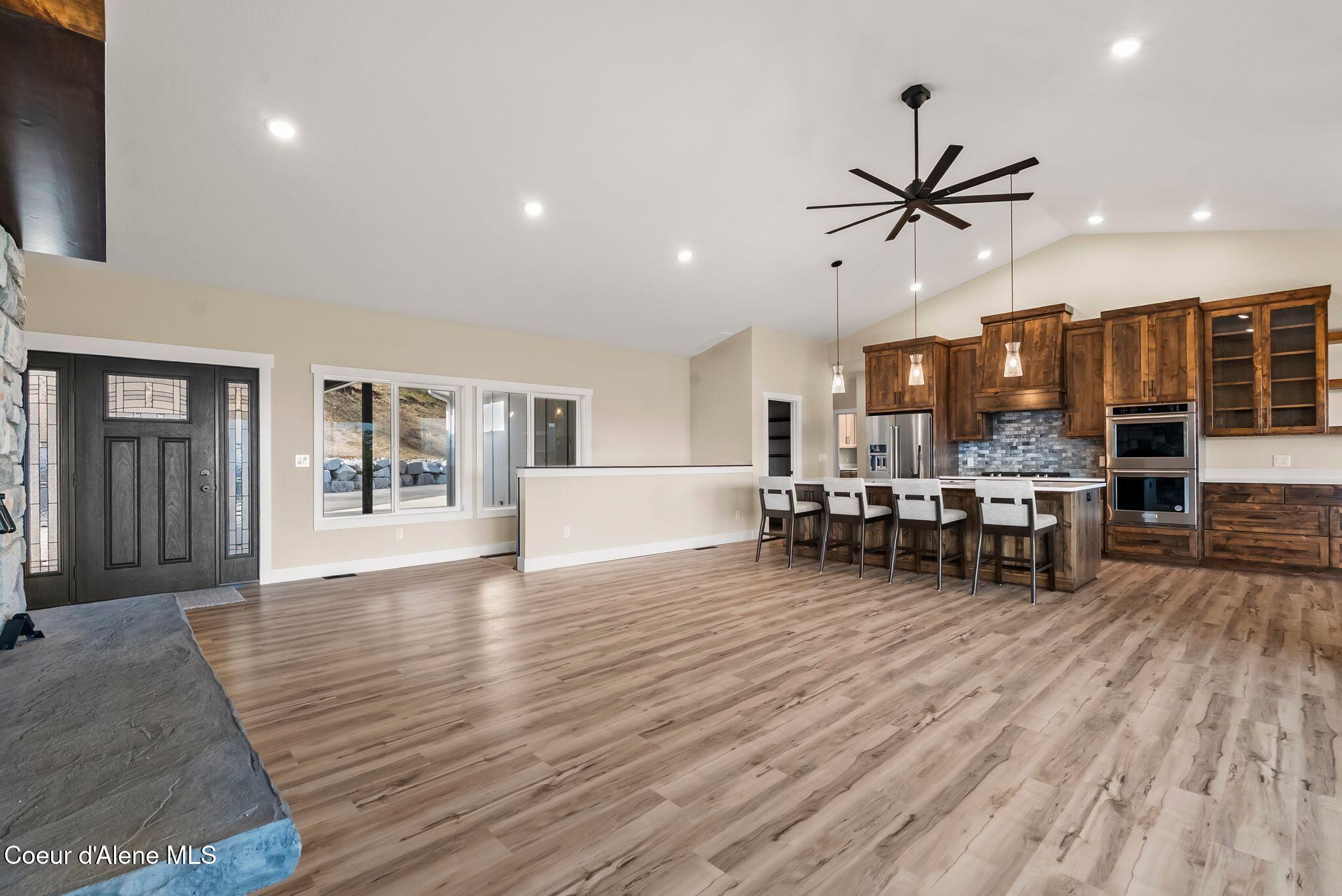 Cocolalla, Idaho, 83813, United States, 4 Bedrooms Bedrooms, ,4 BathroomsBathrooms,Residential,Active,2042202