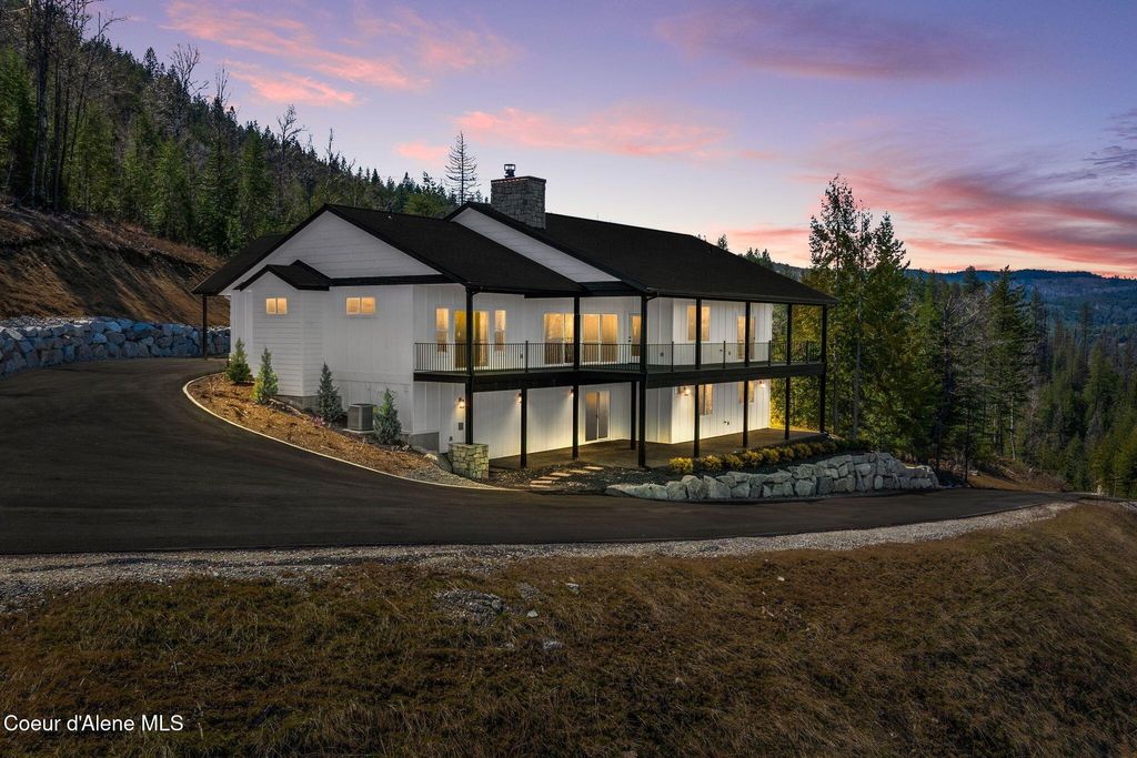 Photo of 52 Hoof Run Run, Cocolalla, ID 83813 (MLS # 26-4231)
