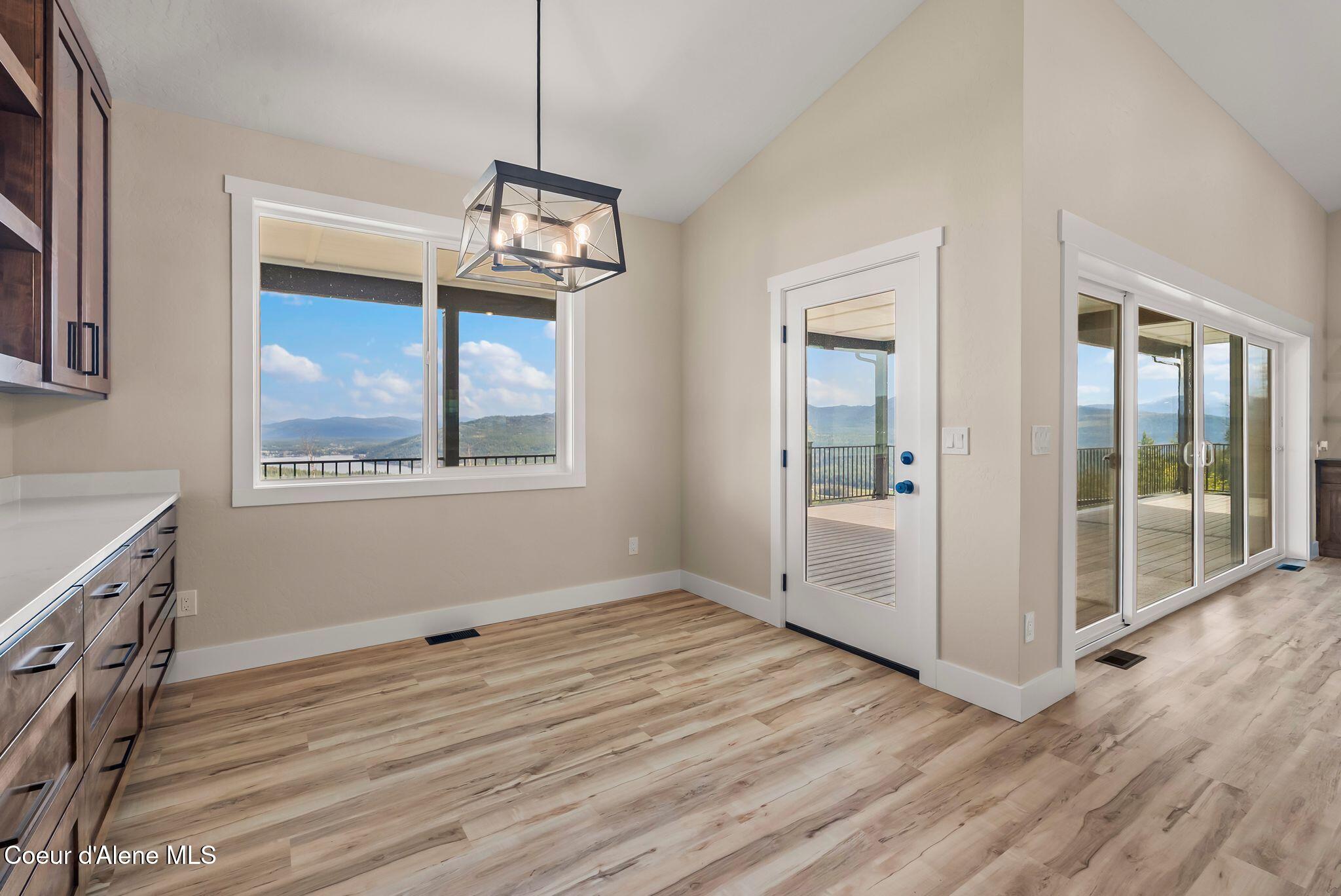 Cocolalla, Idaho, 83813, United States, 4 Bedrooms Bedrooms, ,4 BathroomsBathrooms,Residential,Active,2042202