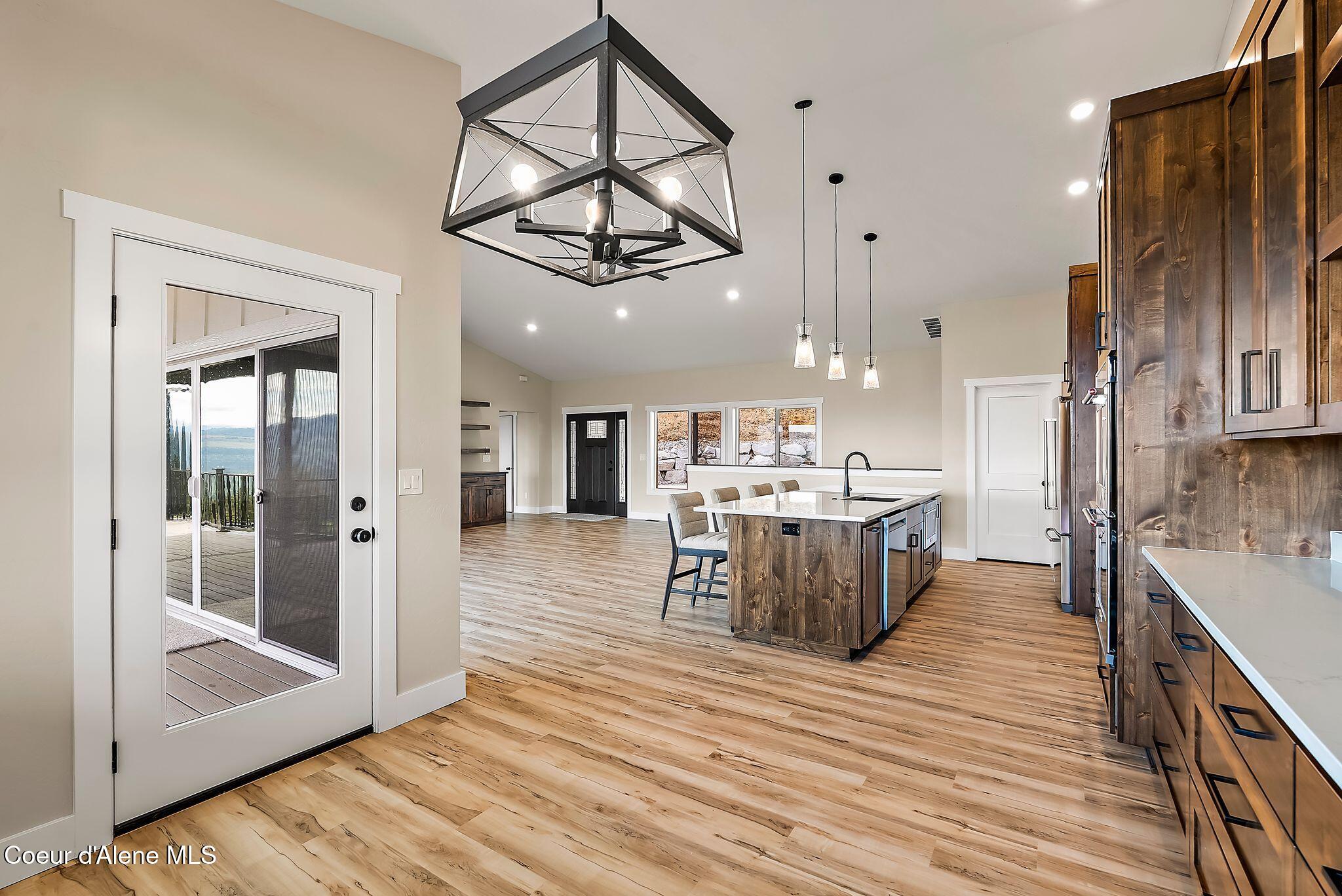 Cocolalla, Idaho, 83813, United States, 4 Bedrooms Bedrooms, ,4 BathroomsBathrooms,Residential,Active,2042202