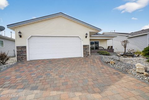 Photo of 8548 Sawtooth St, Rathdrum, ID 83858 (MLS # 26-2003)