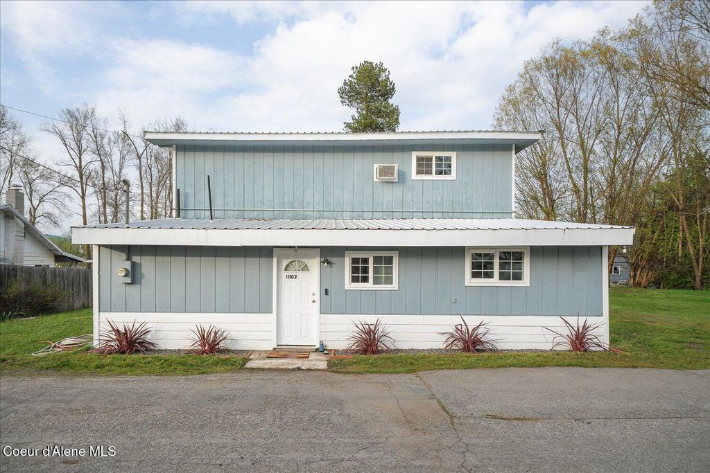 Photo of 11102 4th St, Hauser, ID 83854 (MLS # 26-3873)