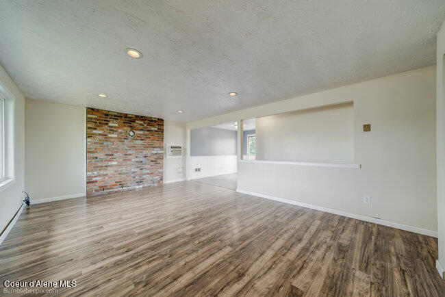 Post Falls, Idaho 83854, United States, 3 Bedrooms Bedrooms, ,2 BathroomsBathrooms,Residential,Pending,53473