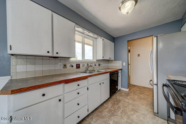 Post Falls, Idaho 83854, United States, 3 Bedrooms Bedrooms, ,2 BathroomsBathrooms,Residential,Pending,53473