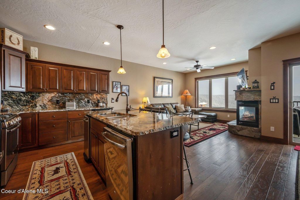 Photo of 153 Chutes Ln, Sandpoint, ID 83864 (MLS # 26-4037)