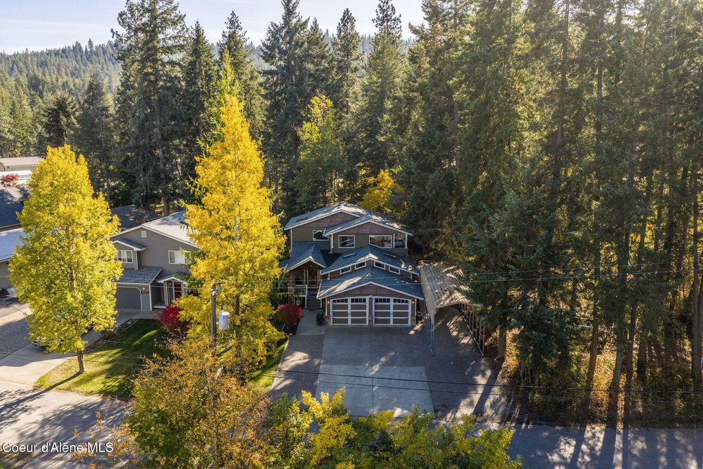 Photo of 6372 HARBOR Dr, Coeur dAlene, ID 83814 (MLS # 26-3142)