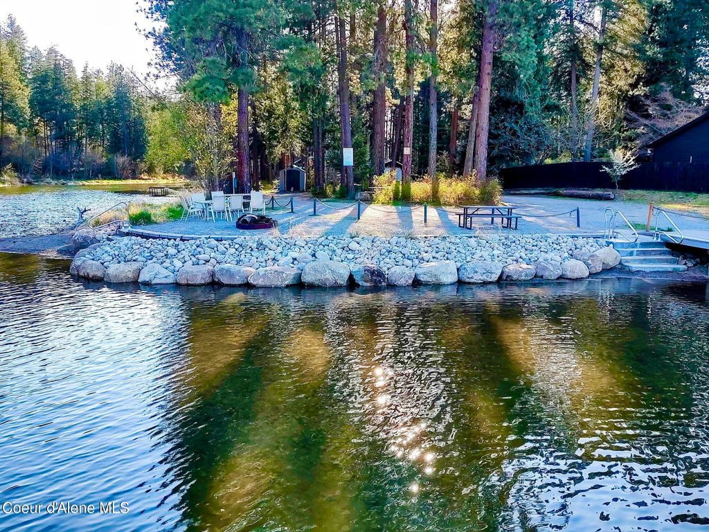 Photo of 6372 HARBOR Dr, Coeur dAlene, ID 83814 (MLS # 26-3142)