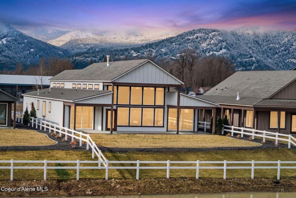 Photo of 137 Backtrack Rd, Sandpoint, ID 83864 (MLS # 26-8025)