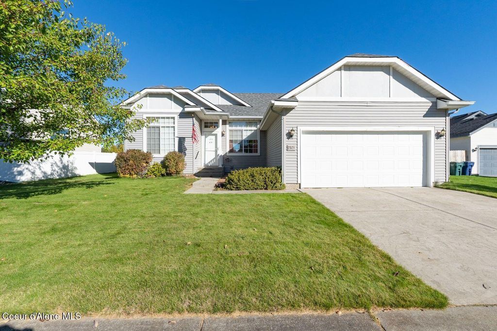 Photo of 2521 Timberlake Loop, Coeur dAlene, ID 83815 (MLS # 25-10167)