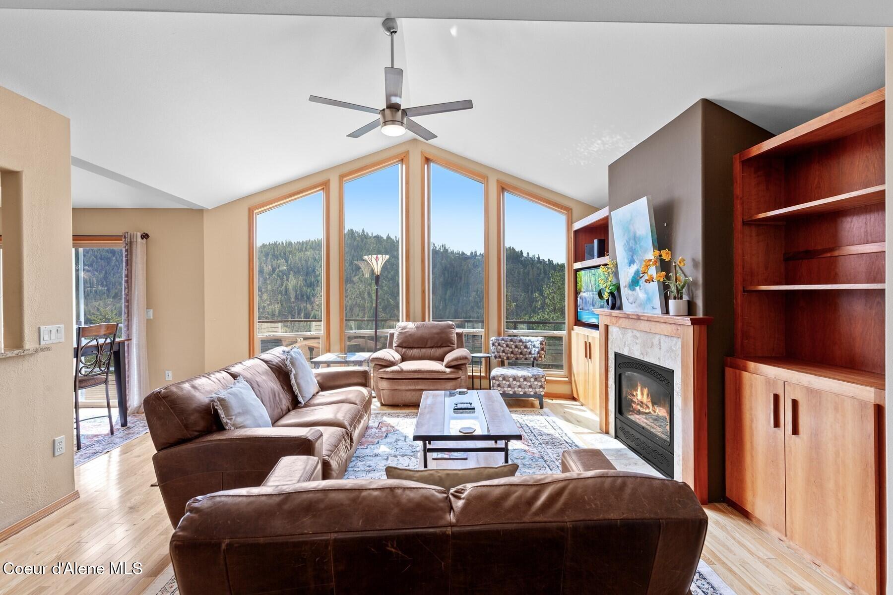 3700 Fernan Hill