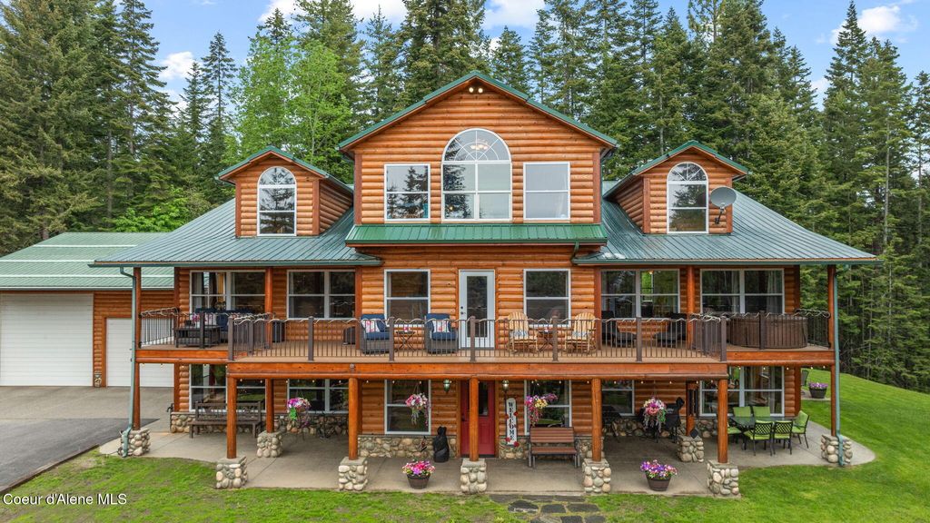 Photo of 6918 GARWOOD Rd, Hayden, ID 83835 (MLS # 25-5275)