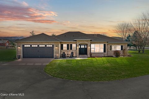 Photo of 2069 DIAMOND BAR Rd, Rathdrum, ID 83858 (MLS # 26-2622)