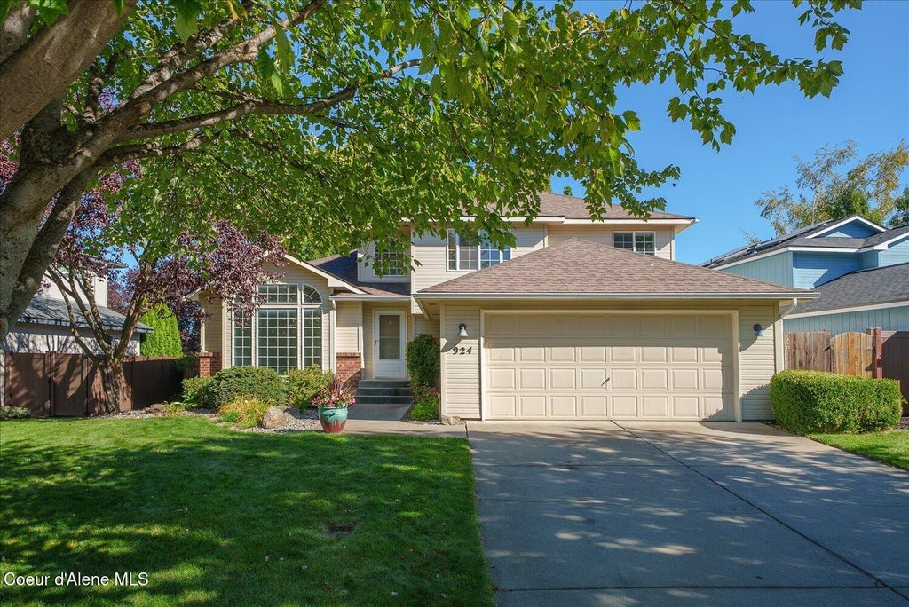 Photo of 924 Homestead DR, Liberty Lake, WA 99019 (MLS # 26-9928)