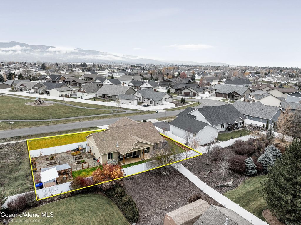 Photo of 1474 Wayward Cir, Post Falls, ID 83854 (MLS # 25-11099)