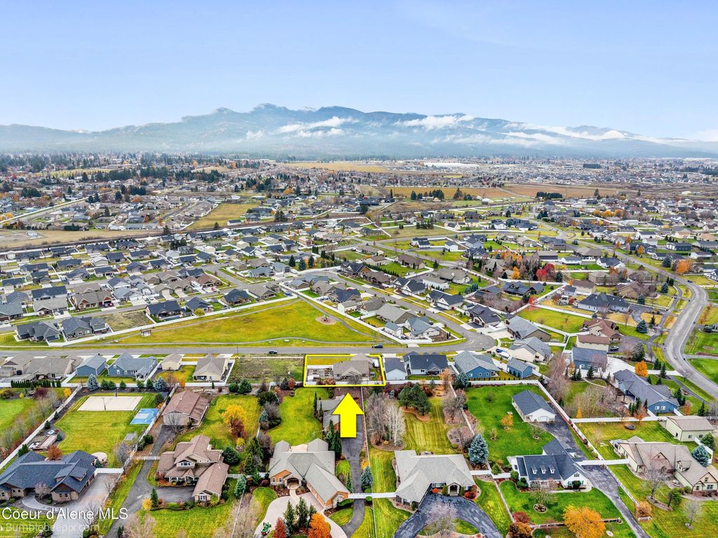 Photo of 1474 Wayward Cir, Post Falls, ID 83854 (MLS # 25-11099)