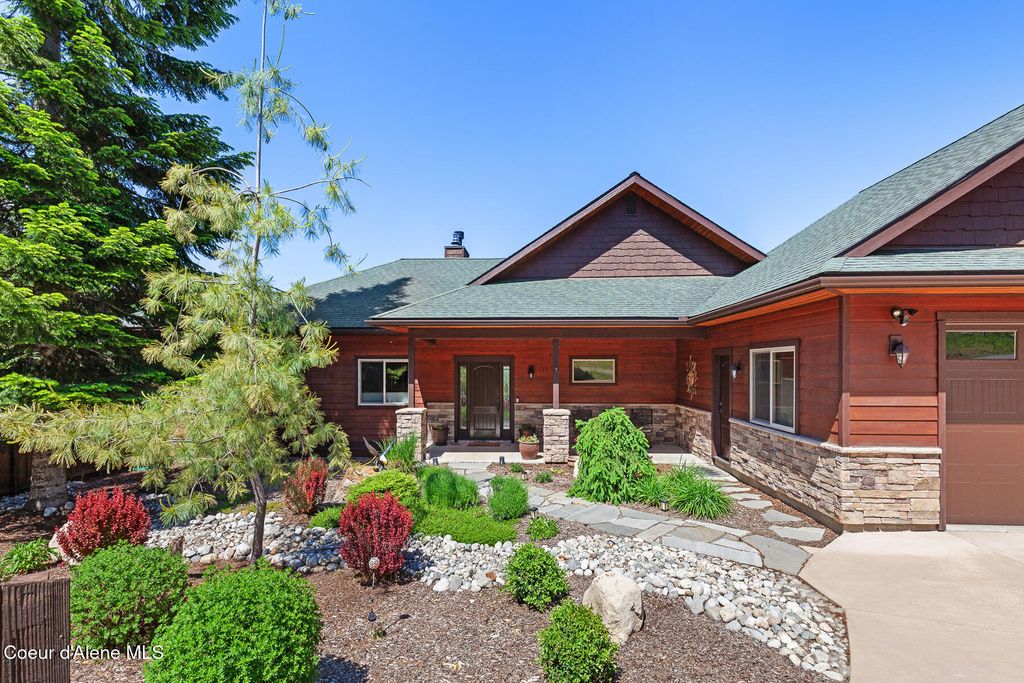 Photo of 224 Buck Ridge Ridge, Sagle, ID 83860 (MLS # 26-5517)