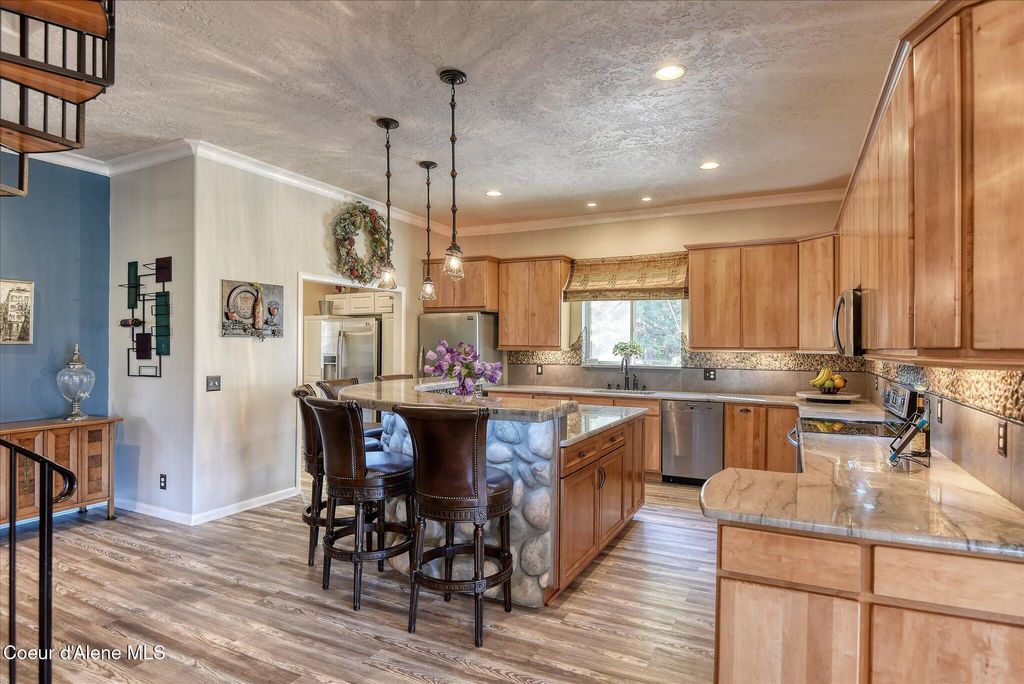 Photo of 177 Rocky Ridge Ridge, Cocolalla, ID 83813 (MLS # 25-7444)