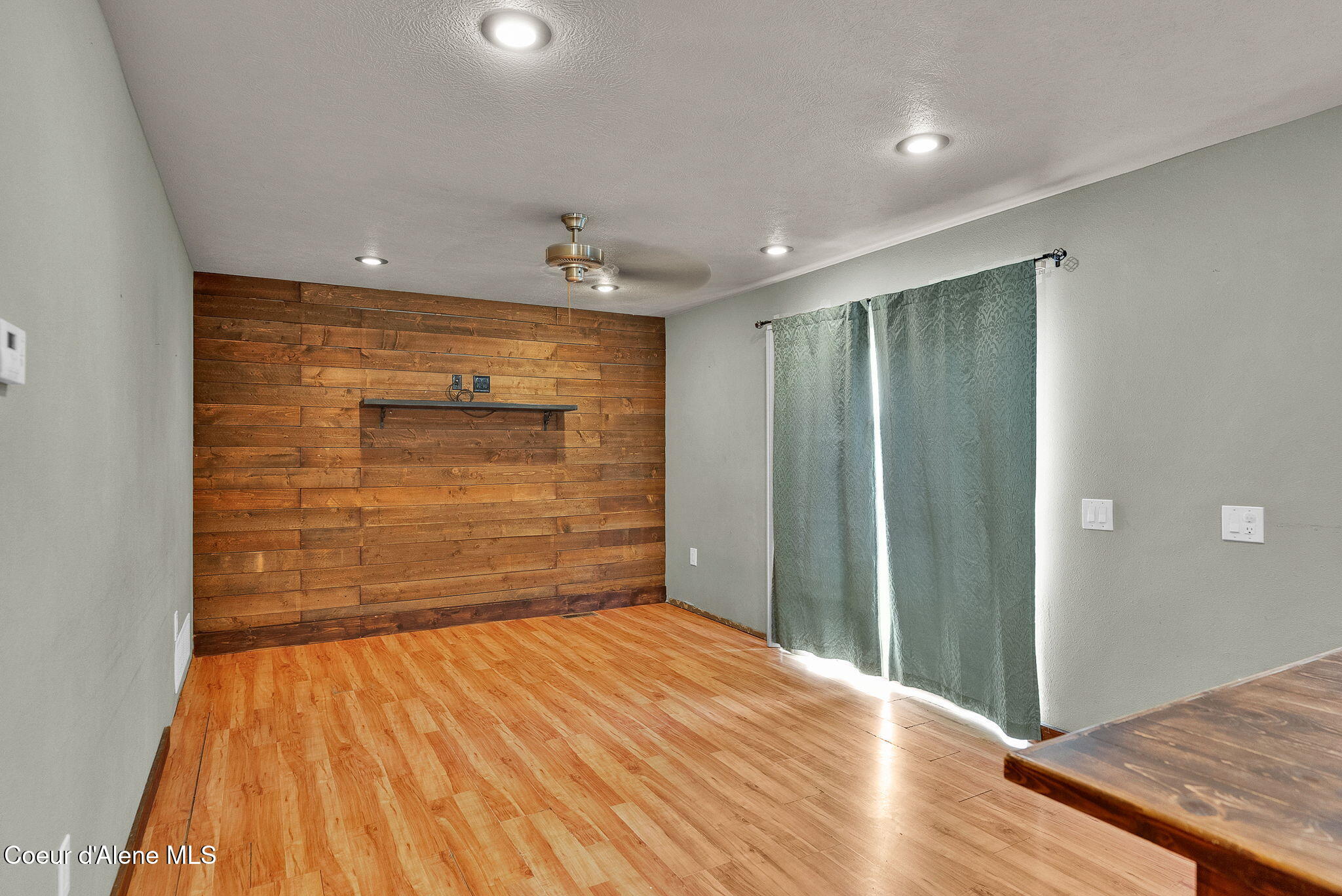 6550 Kelso Lake