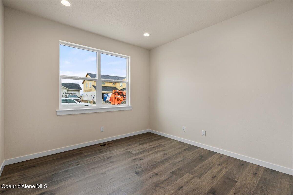 3423 N Cyprus Fox Loop, Post Falls, Idaho image 23