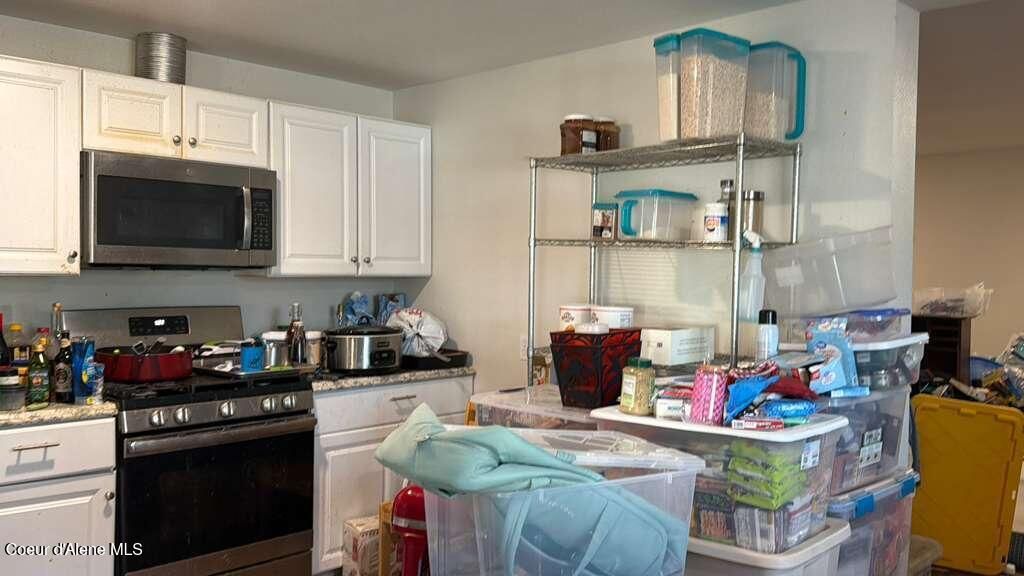 Photo of 918 Ella Ave, Sandpoint, ID 83864 (MLS # 26-1071)