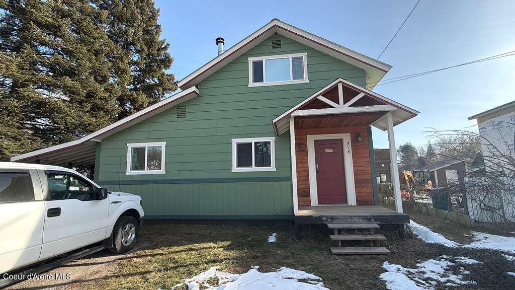 Photo of 918 Ella Ave, Sandpoint, ID 83864 (MLS # 26-1071)