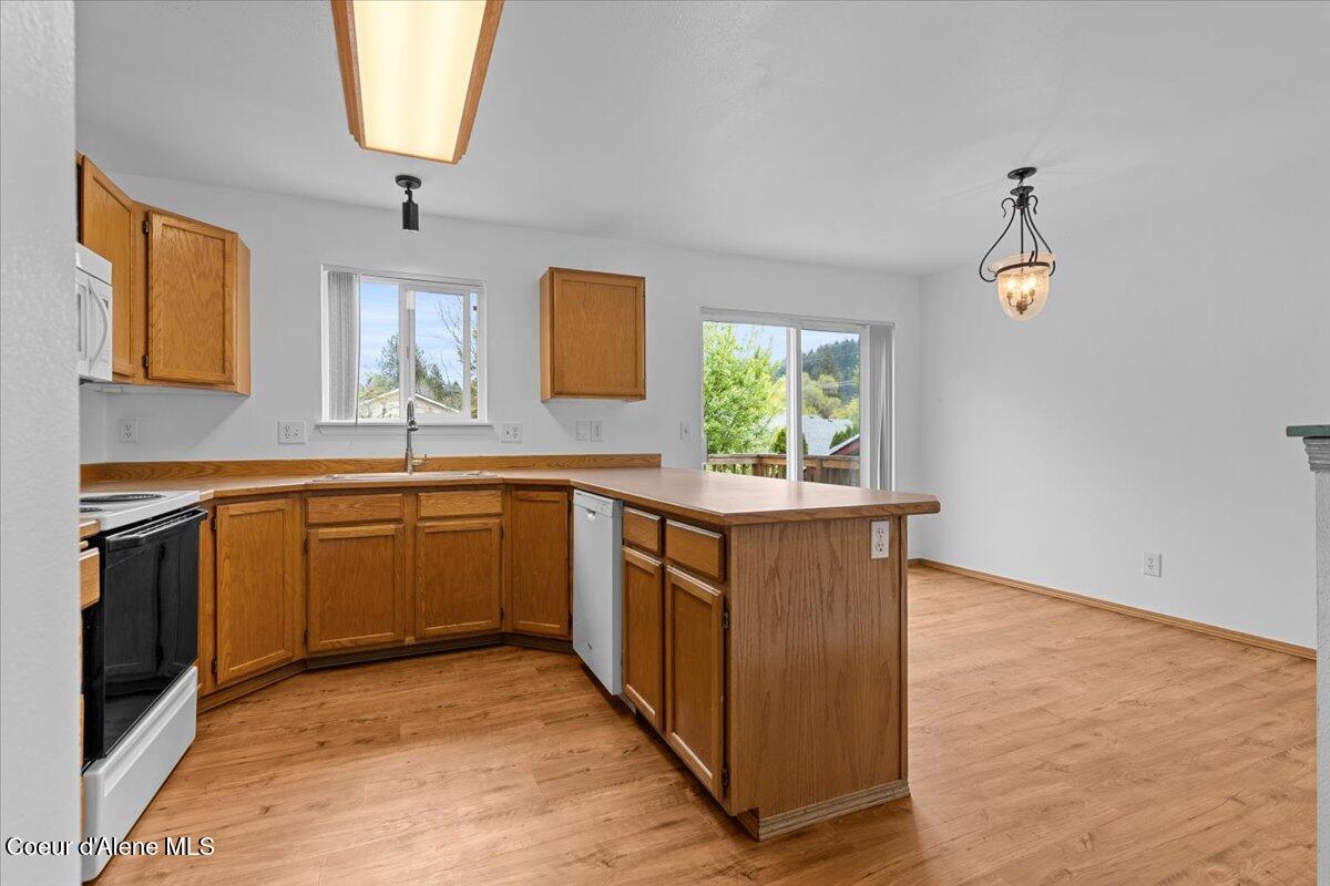 3120 N 10th Pl, Coeur d'Alene, Idaho image 13
