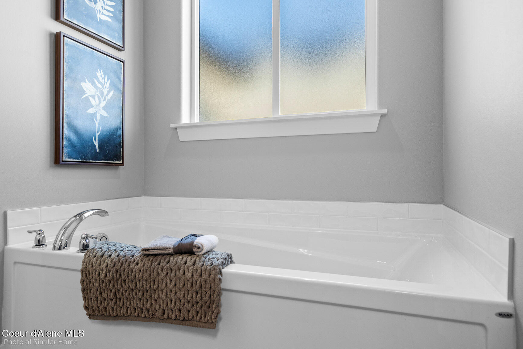 Post Falls, Idaho 83854, United States, 4 Bedrooms Bedrooms, ,2 BathroomsBathrooms,Residential,Active,198181