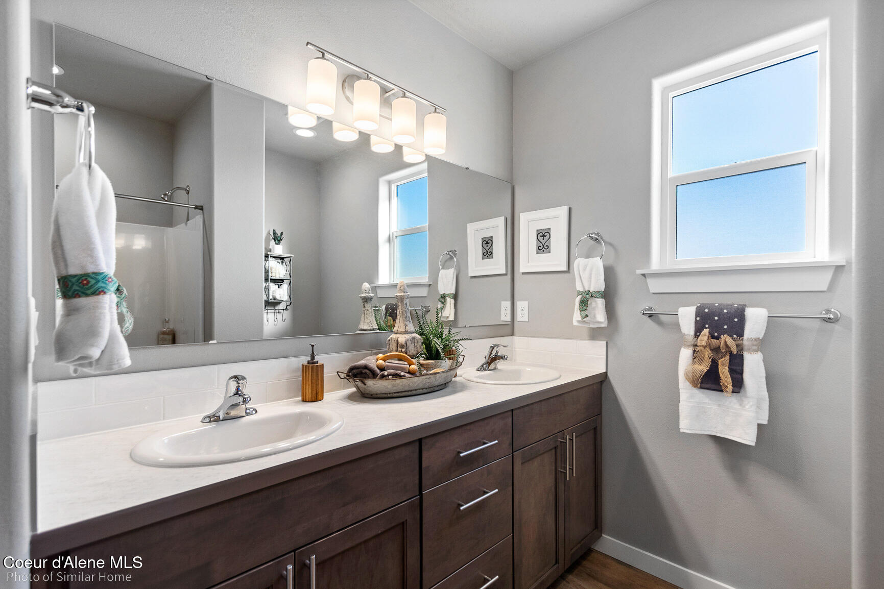 Post Falls, Idaho 83854, United States, 4 Bedrooms Bedrooms, ,2 BathroomsBathrooms,Residential,Active,198181