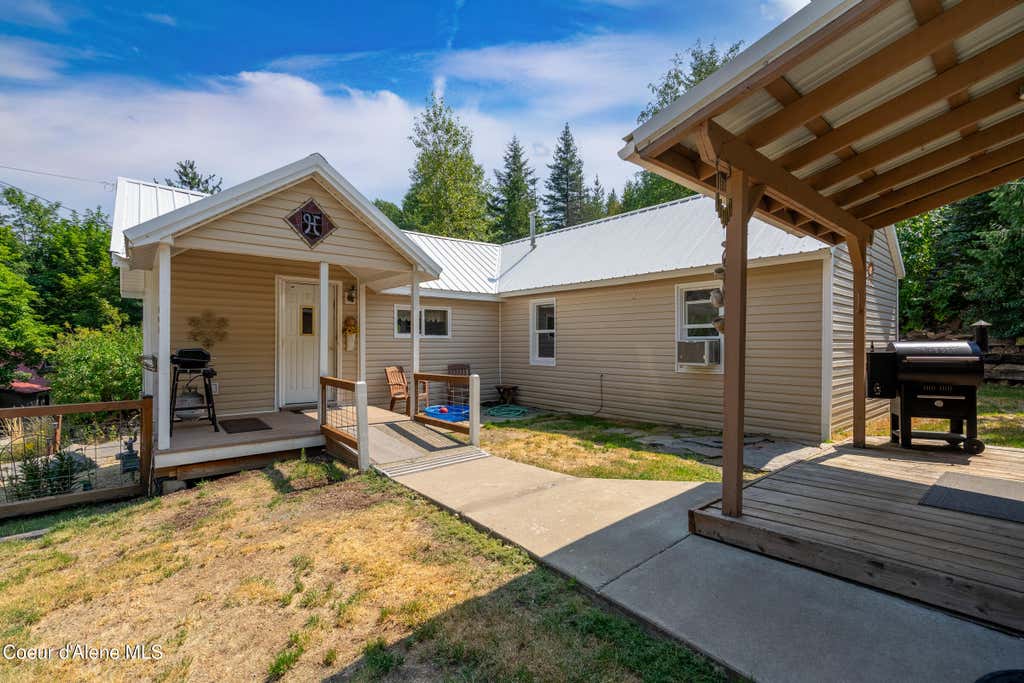 Photo of 809 Mill AVE, Kellogg, ID 83837 (MLS # 26-7982)