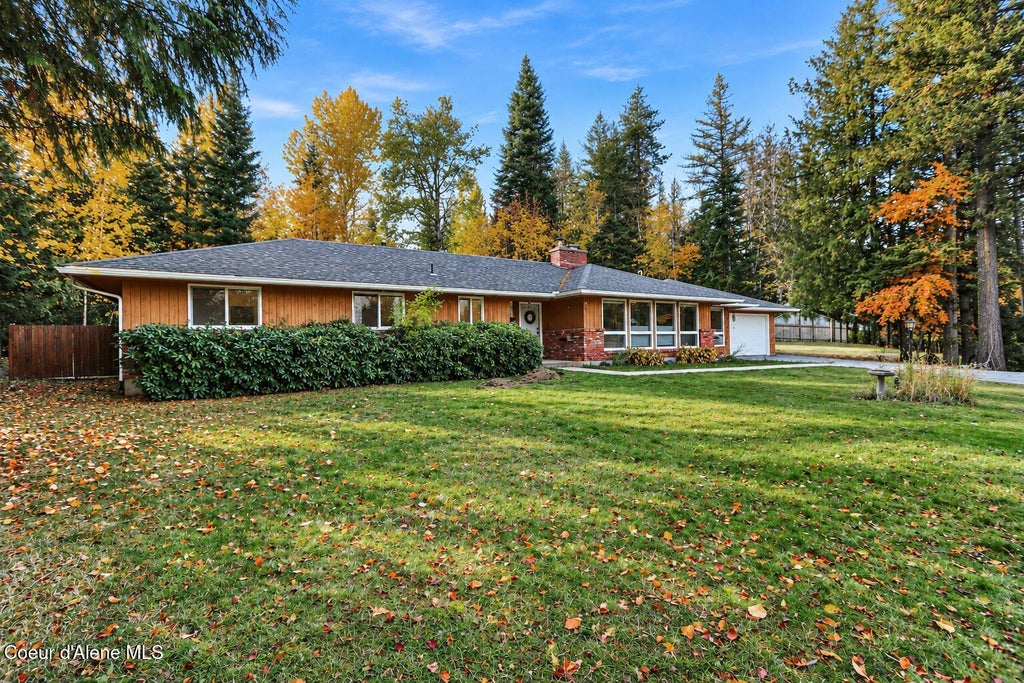 Photo of 178 Weston Rd, Sandpoint, ID 83864 (MLS # 26-10464)