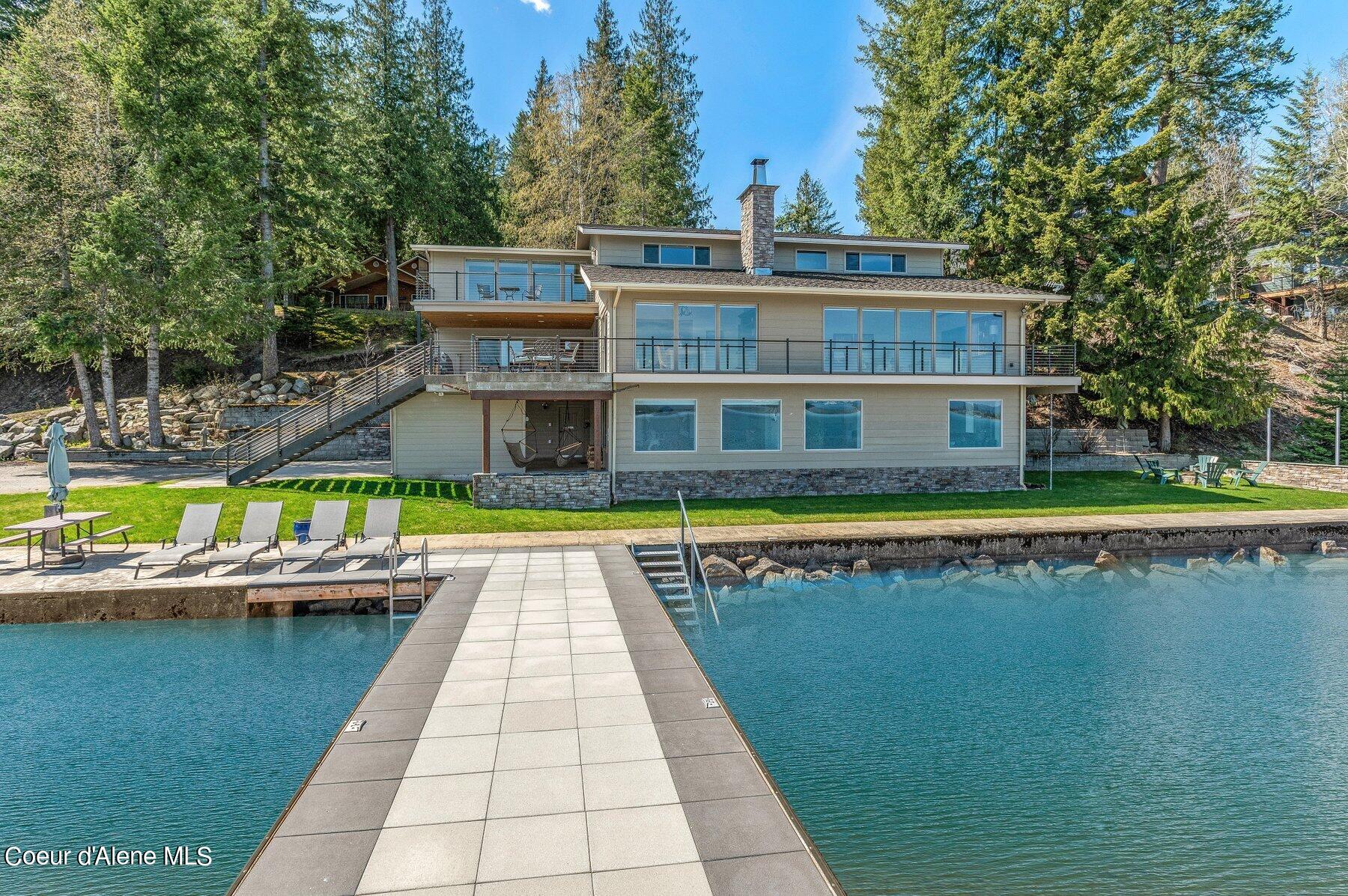 2537 Lakeshore